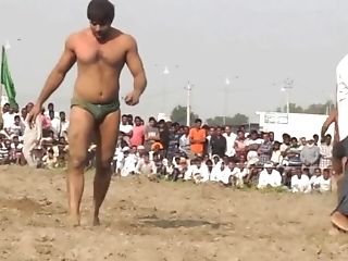 Indian Wrestler's Hot Bulge